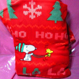 Peanuts Snoopy & Woodstock Christmas 85" x 58" Fleece Blanket